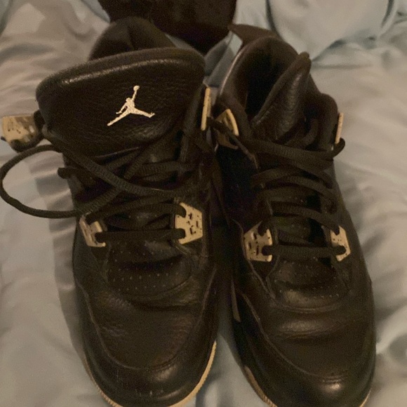 Tennis - Picture 1 of 3